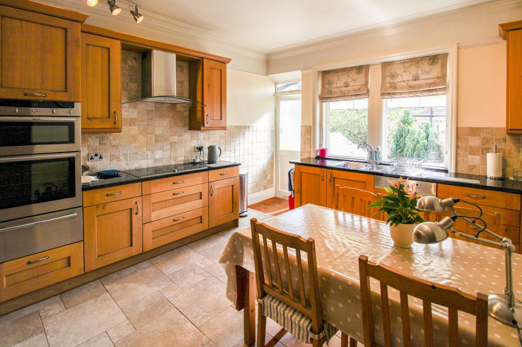 Park Avenue, Harrogate, North Yorkshire, HG2, photo 3
