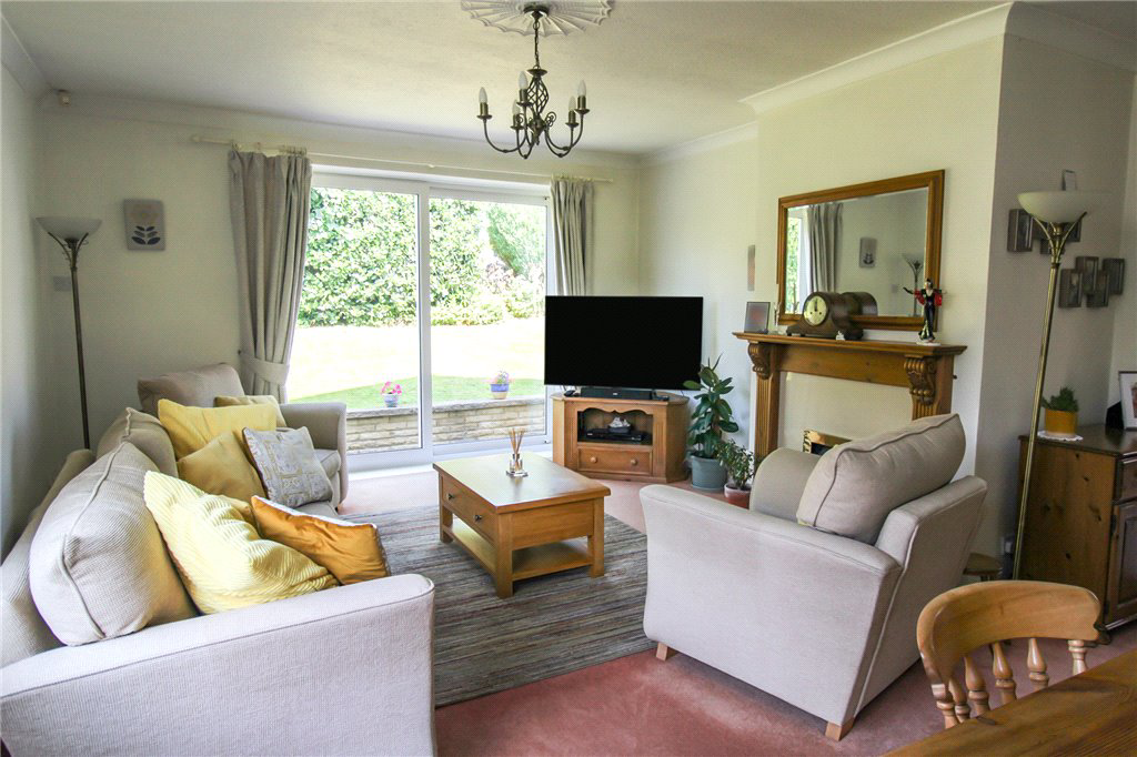 Gledhow Drive, Oxenhope, Keighley, West Yorkshire, BD22, photo 2