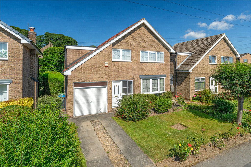 Garsdale Crescent, Baildon, Shipley, West Yorkshire, BD17