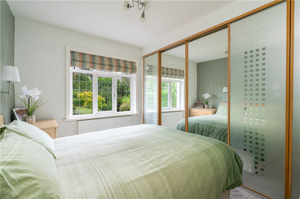Strathallan Drive, Baildon, West Yorkshire, BD17, photo 12
