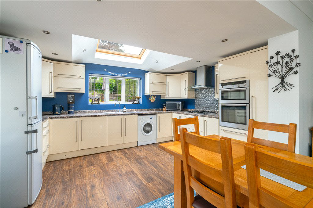 Strathallan Drive, Baildon, West Yorkshire, BD17, photo 7