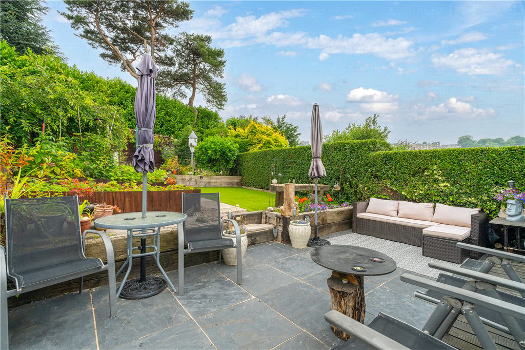 Strathallan Drive, Baildon, West Yorkshire, BD17, photo 2