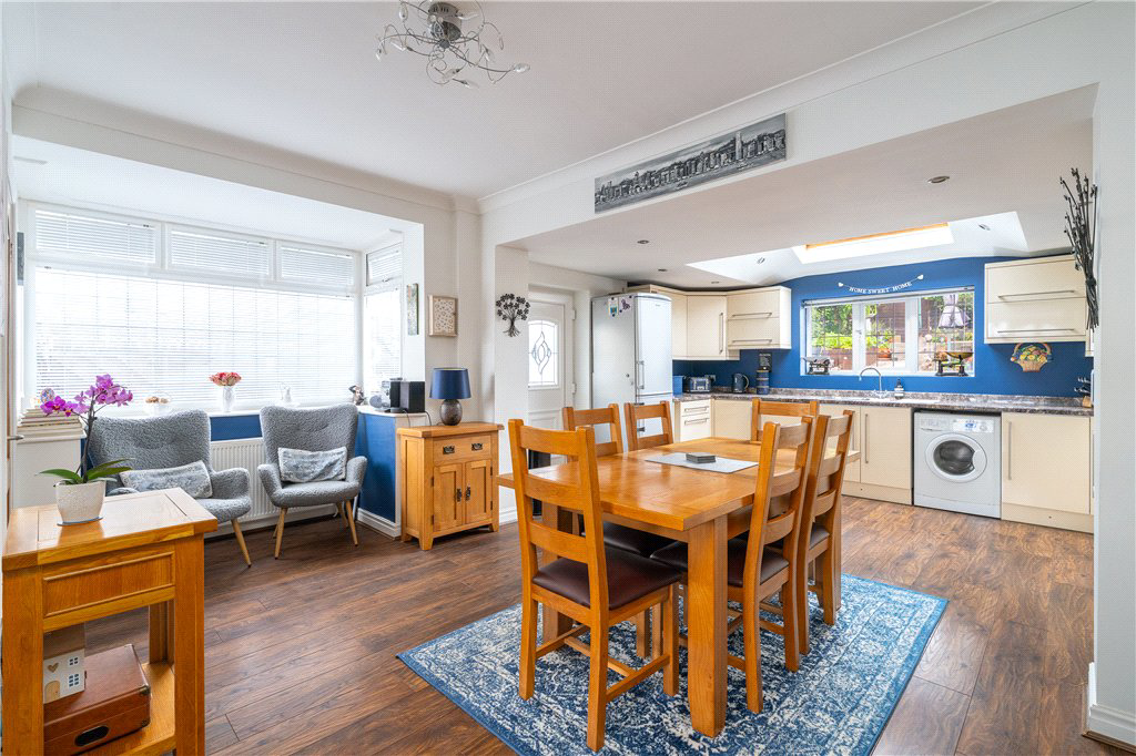 Strathallan Drive, Baildon, West Yorkshire, BD17, photo 5