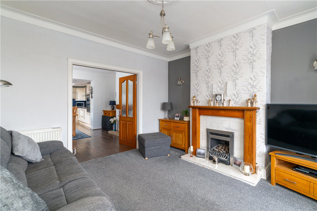 Strathallan Drive, Baildon, West Yorkshire, BD17, photo 4