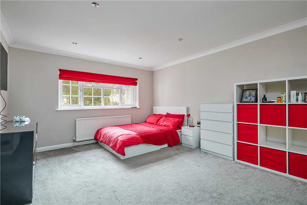 Clifford Avenue, Ilkley, West Yorkshire, LS29, photo 12