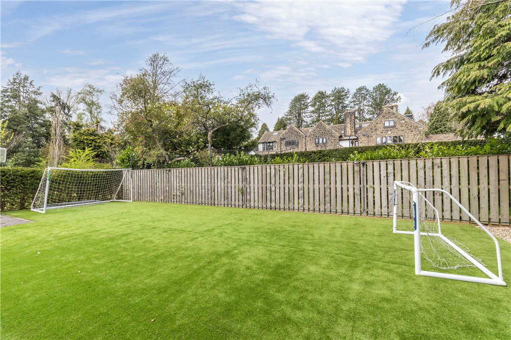 Clifford Avenue, Ilkley, West Yorkshire, LS29, photo 17