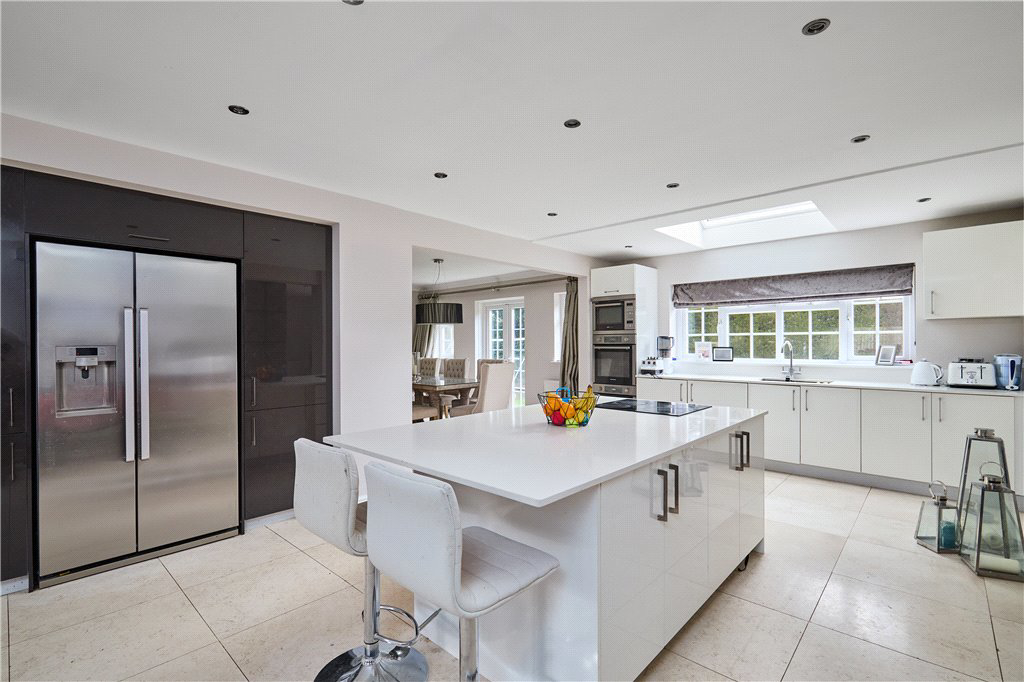 Clifford Avenue, Ilkley, West Yorkshire, LS29, photo 4