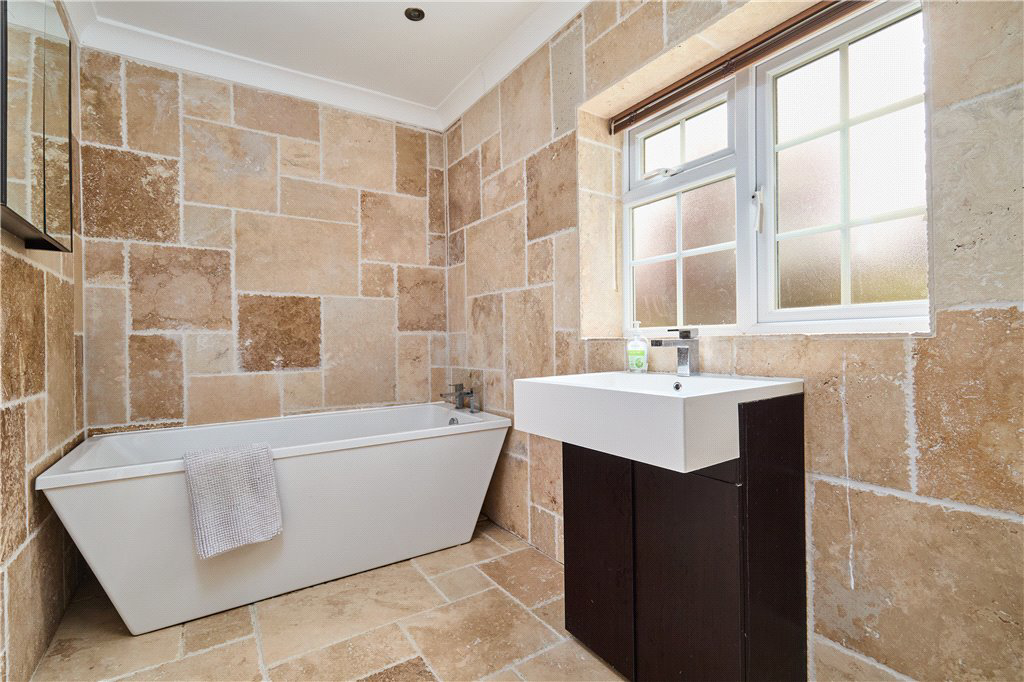 Clifford Avenue, Ilkley, West Yorkshire, LS29, photo 14