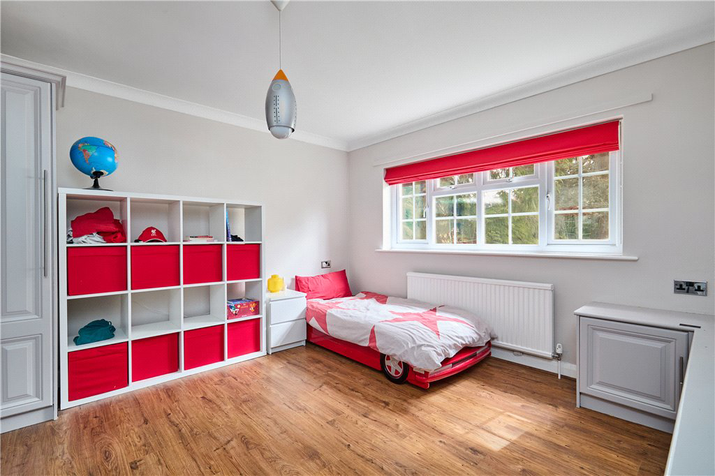Clifford Avenue, Ilkley, West Yorkshire, LS29, photo 15