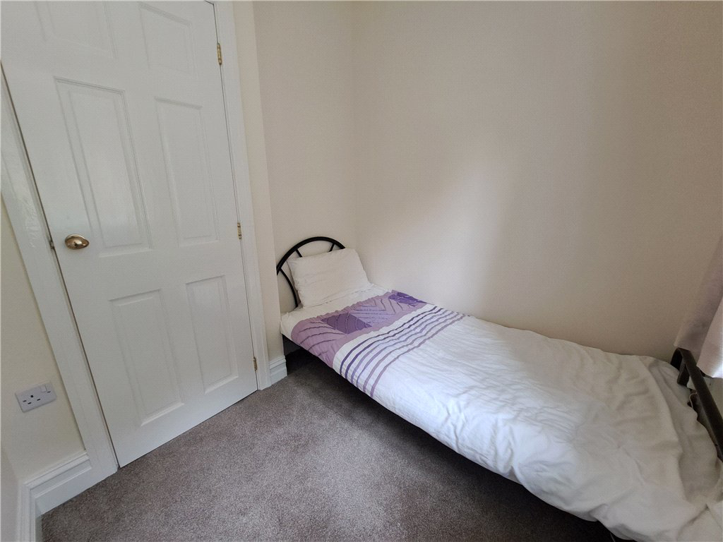 Banks Lane, Riddlesden, Keighley, West Yorkshire, BD20, photo 22