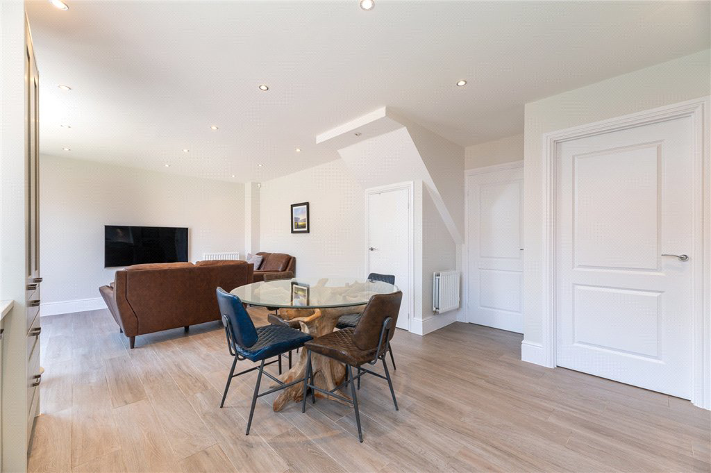 Appleyard Lane, Morley, Leeds, West Yorkshire, LS27, photo 8