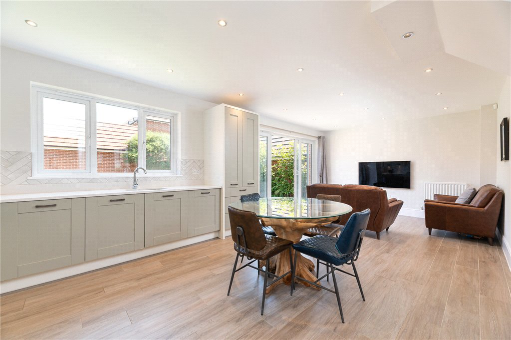 Appleyard Lane, Morley, Leeds, West Yorkshire, LS27, photo 6