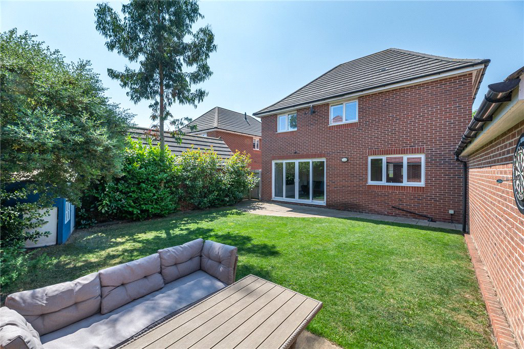 Appleyard Lane, Morley, Leeds, West Yorkshire, LS27, photo 33