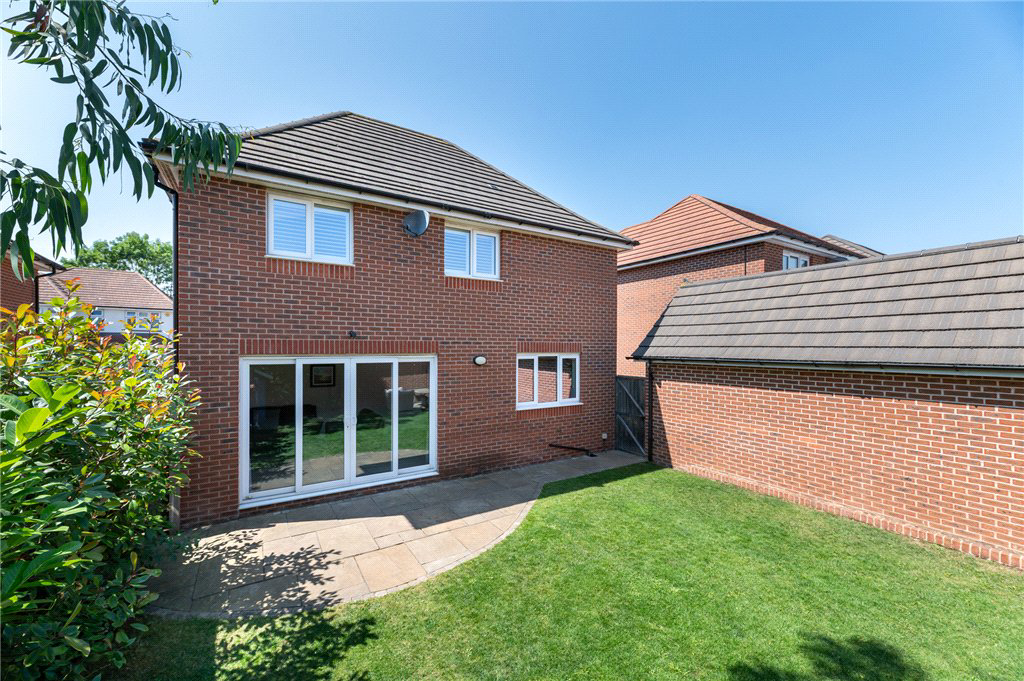 Appleyard Lane, Morley, Leeds, West Yorkshire, LS27, photo 34