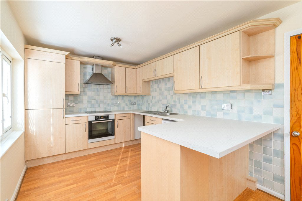 Richmond Place, Ilkley, West Yorkshire, LS29, photo 3