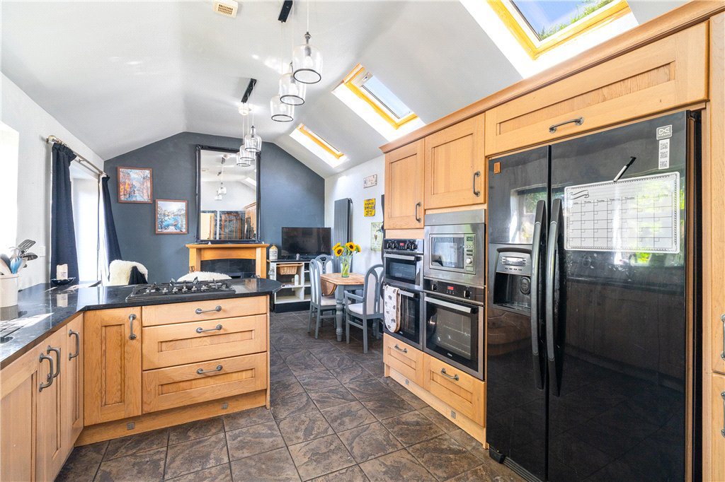 Rosedale Close, Baildon, Shipley, West Yorkshire, BD17, photo 3