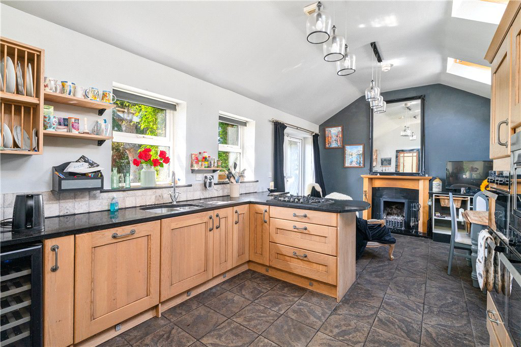 Rosedale Close, Baildon, Shipley, West Yorkshire, BD17, photo 5