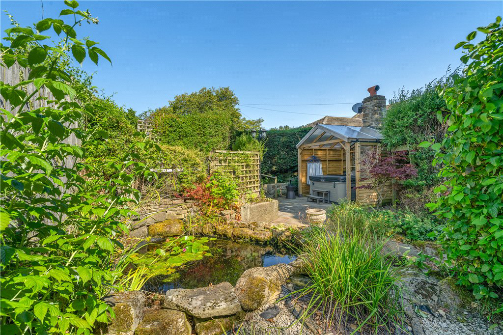 Rosedale Close, Baildon, Shipley, West Yorkshire, BD17, photo 32