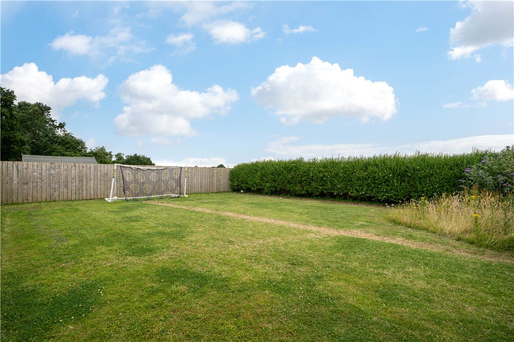 Yeoman Court, Brompton, Northallerton, North Yorkshire, DL6, photo 21