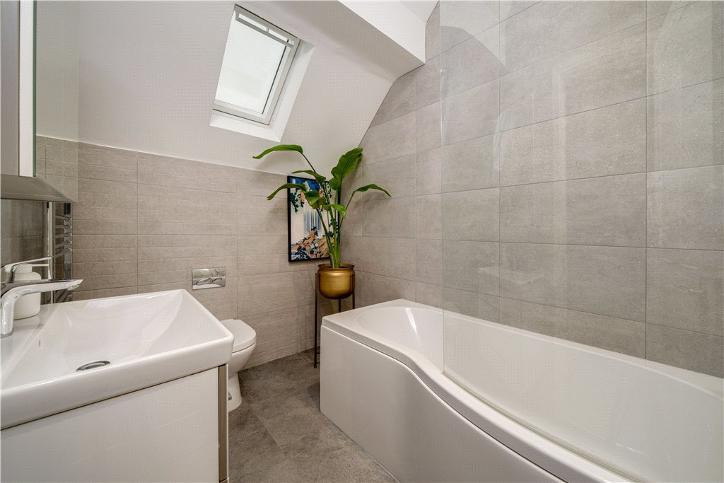 Yeoman Court, Brompton, Northallerton, North Yorkshire, DL6, photo 12