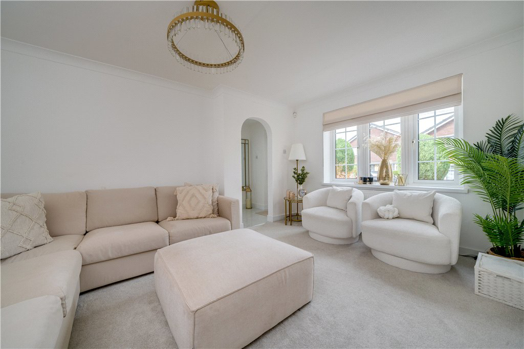 Adel Green, Leeds, West Yorkshire, LS16, photo 6