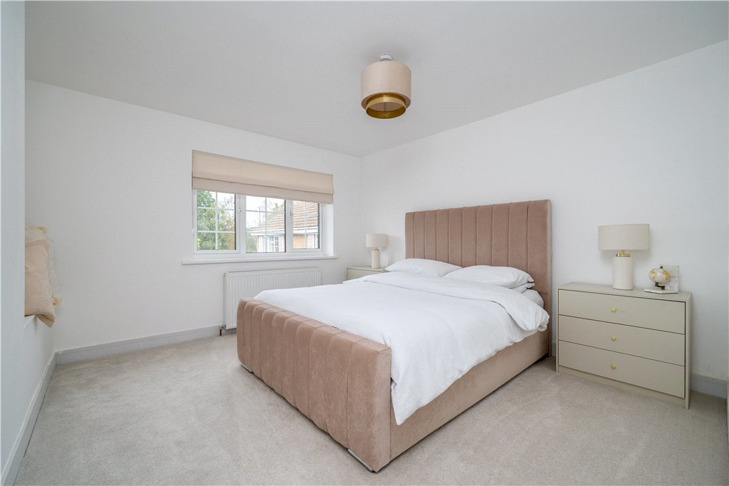Adel Green, Leeds, West Yorkshire, LS16, photo 11