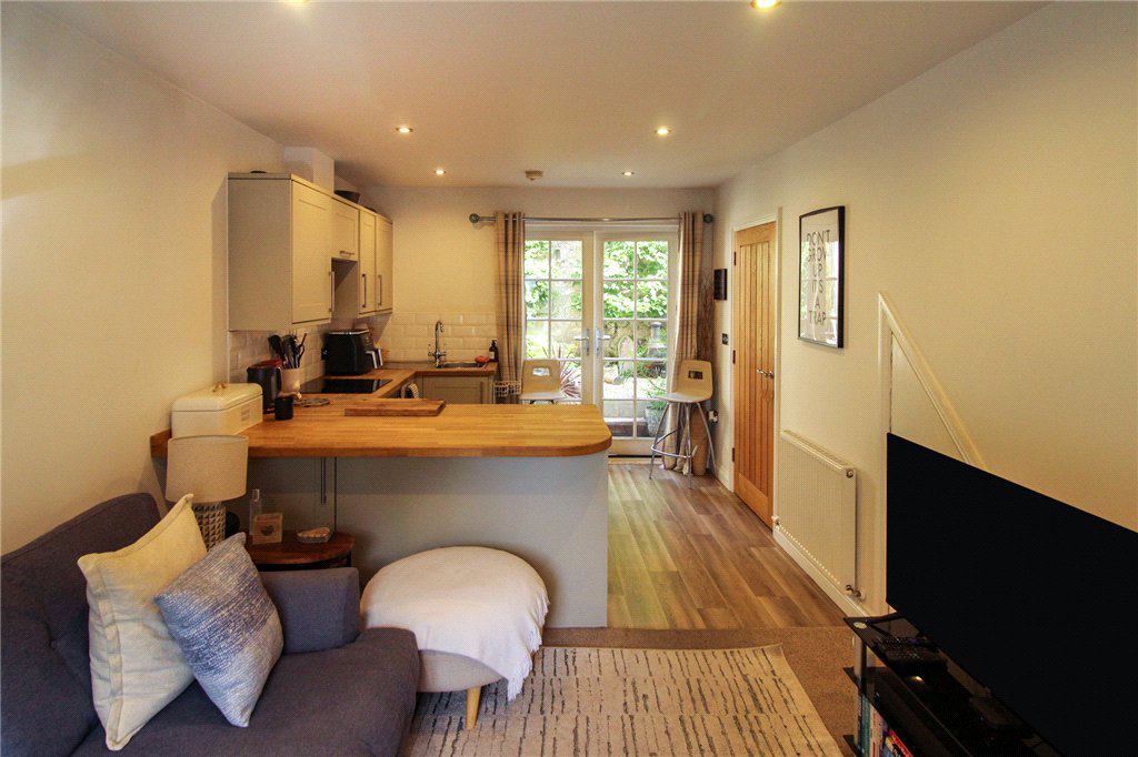 Cathedral Court, Ripon, North Yorkshire, HG4, photo 2