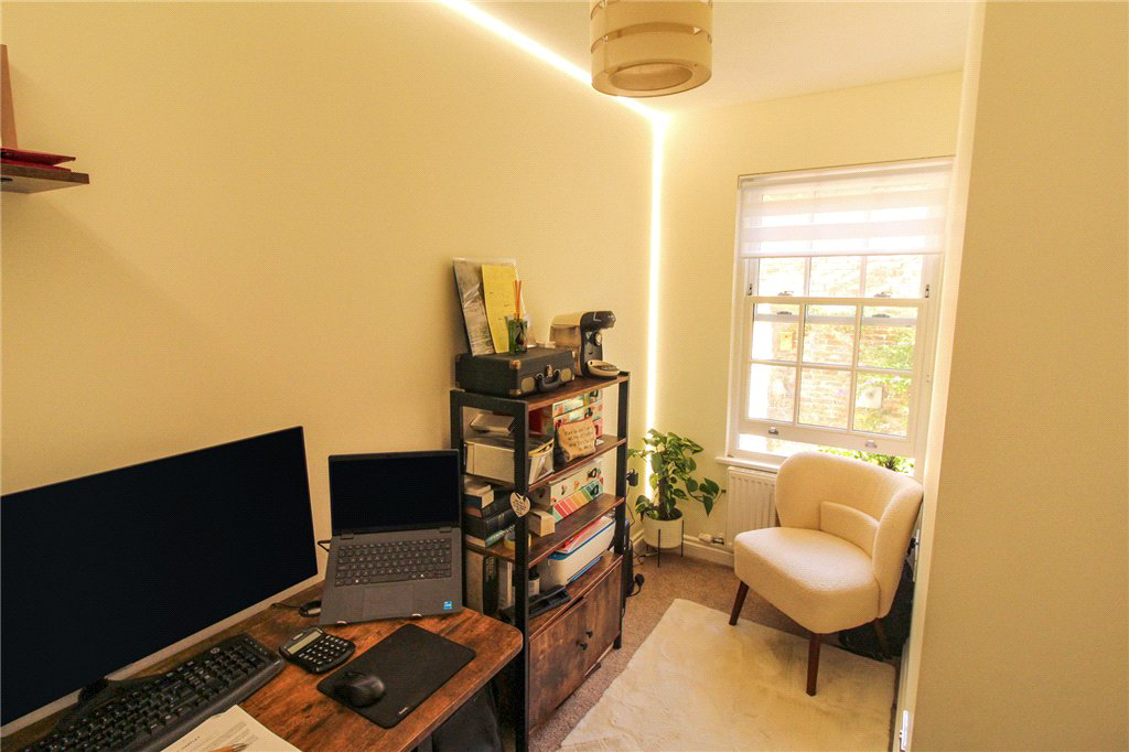 Cathedral Court, Ripon, North Yorkshire, HG4, photo 6