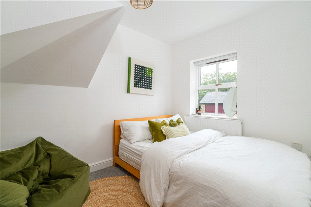 Park Road, Guiseley, Leeds, West Yorkshire, LS20, photo 13