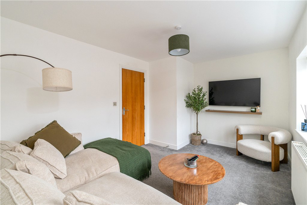 Park Road, Guiseley, Leeds, West Yorkshire, LS20, photo 5