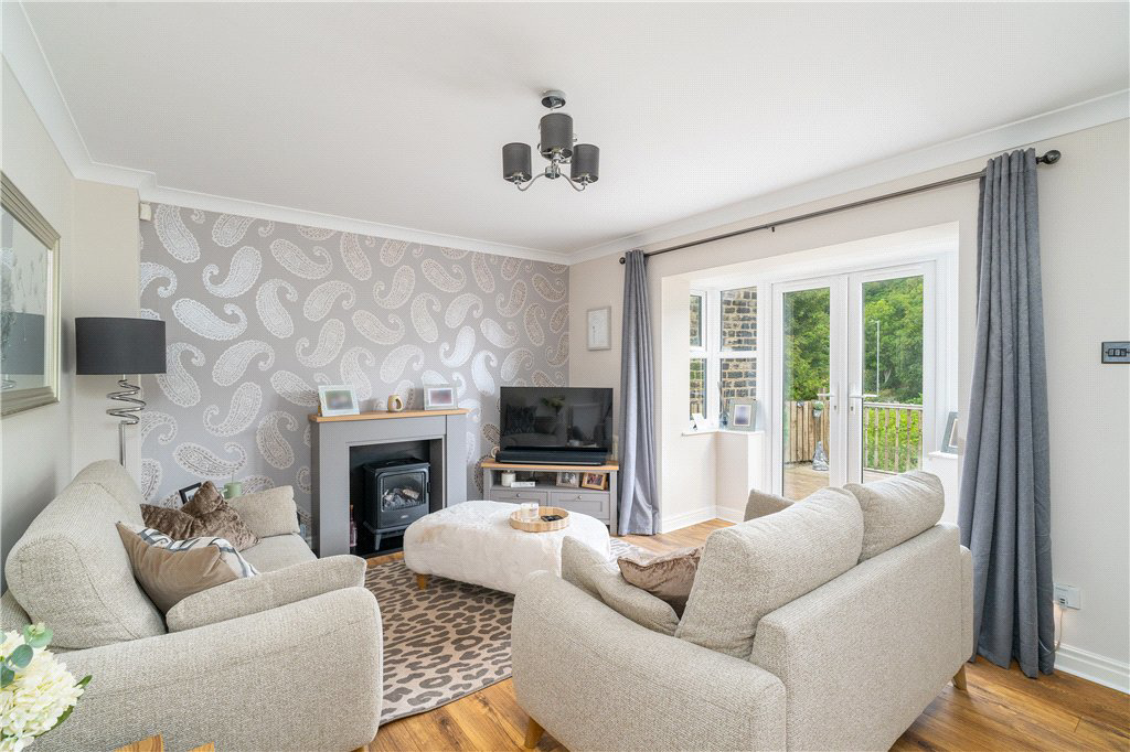 West Garth Mews, Baildon, West Yorkshire, BD17, photo 3