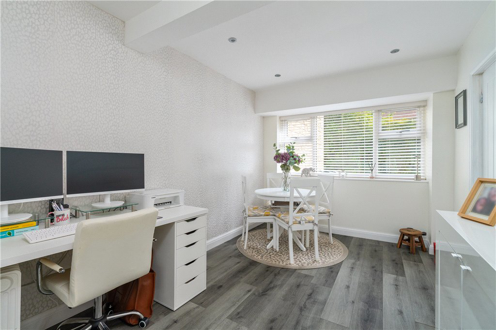 West Garth Mews, Baildon, West Yorkshire, BD17, photo 5