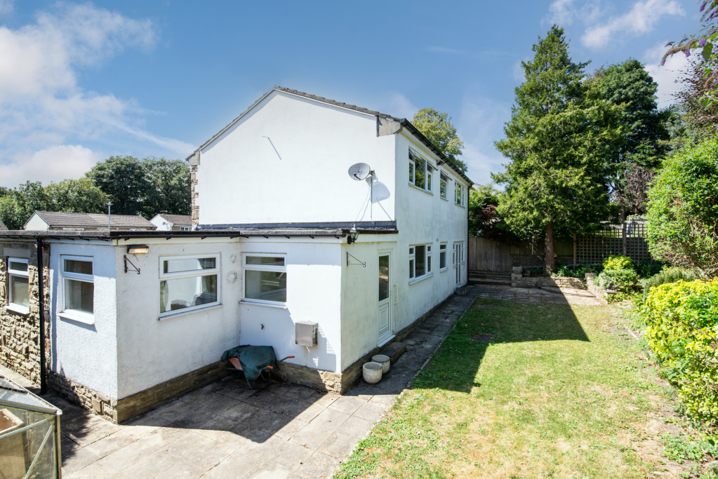 Oakwood Drive, Bingley, West Yorkshire, BD16, photo 5