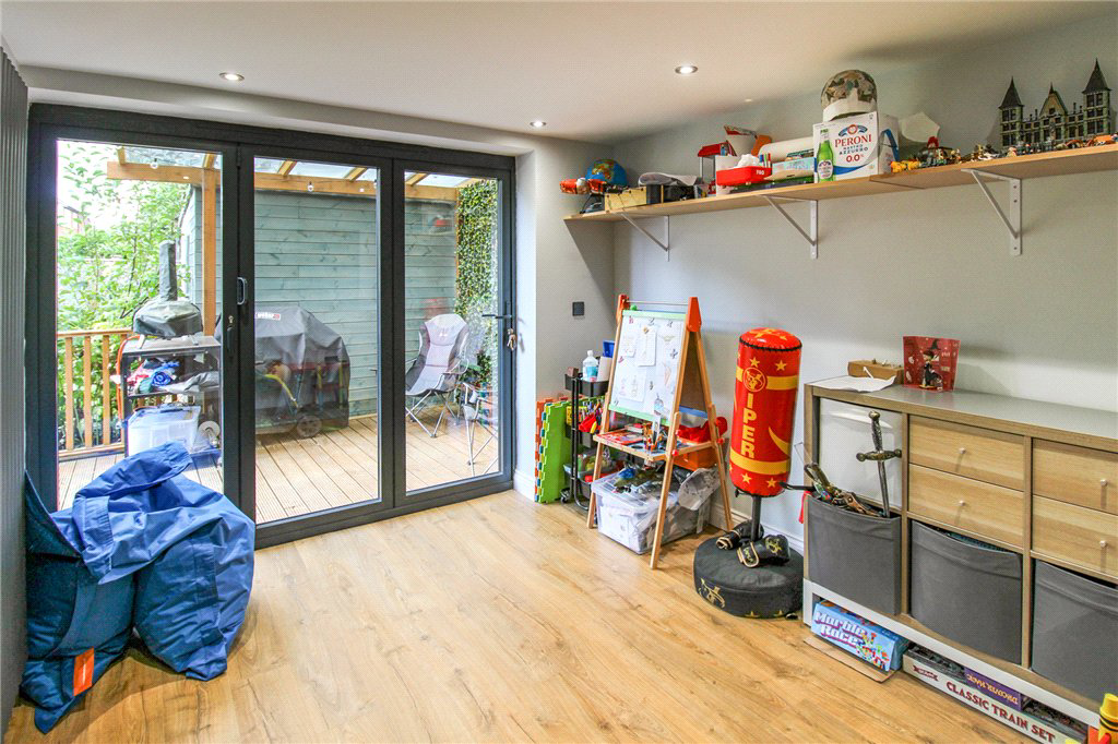Aspin Drive, Knaresborough, North Yorkshire, HG5, photo 10