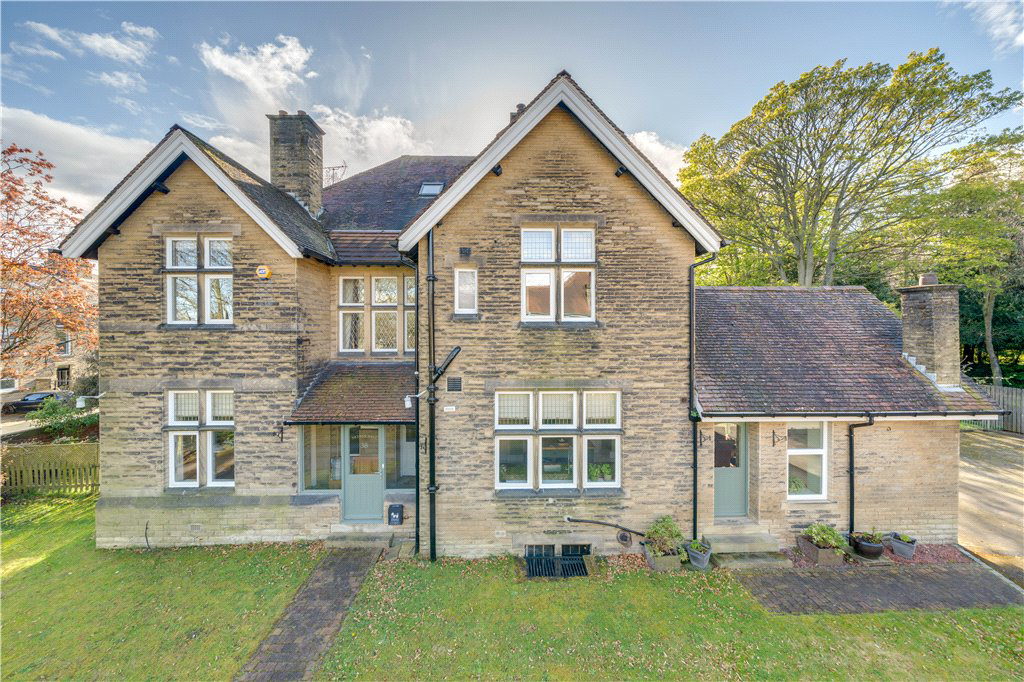 Station Road, Baildon, West Yorkshire, BD17, photo 4