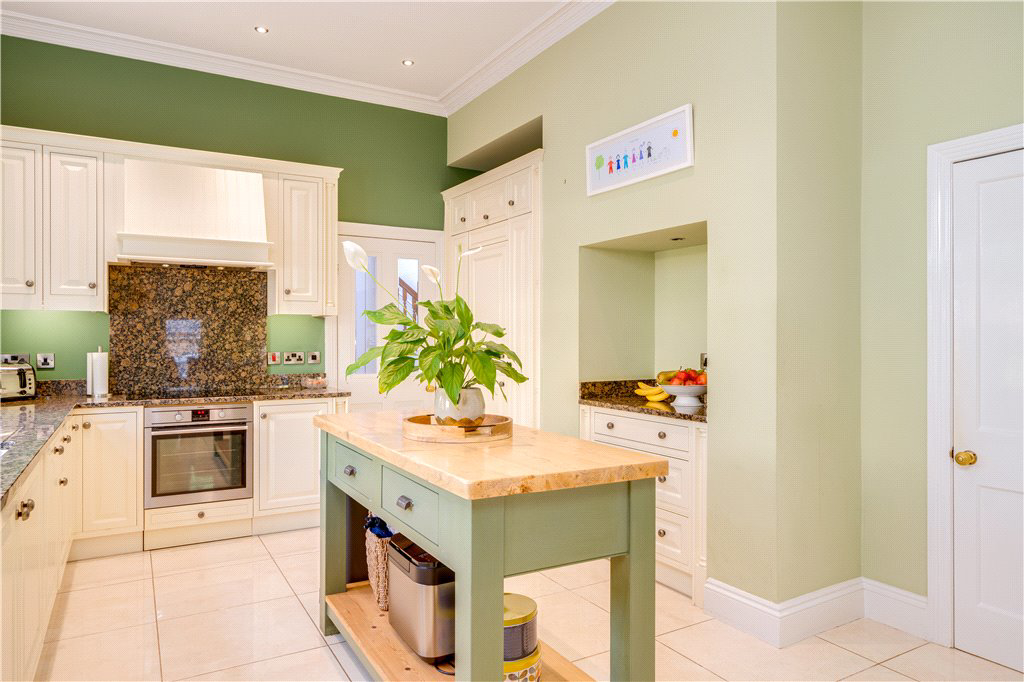 Station Road, Baildon, West Yorkshire, BD17, photo 11