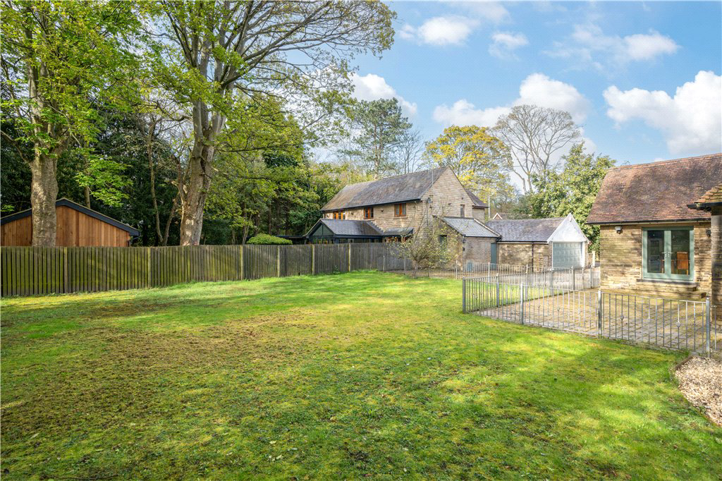 Station Road, Baildon, West Yorkshire, BD17, photo 43