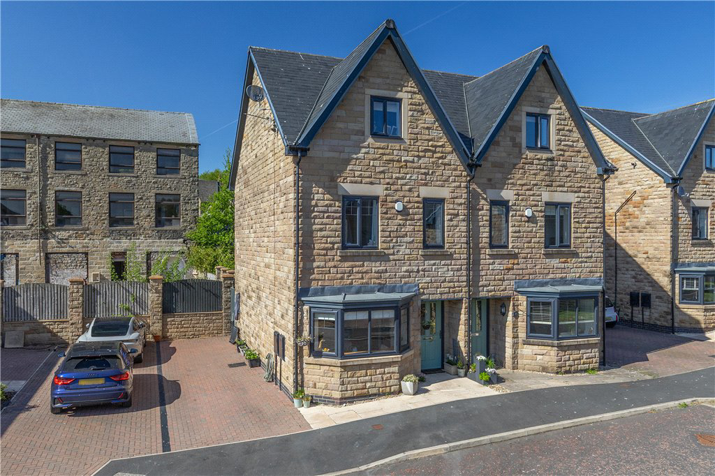 Beckside, Salterforth, Barnoldswick, Lancashire, BB18
