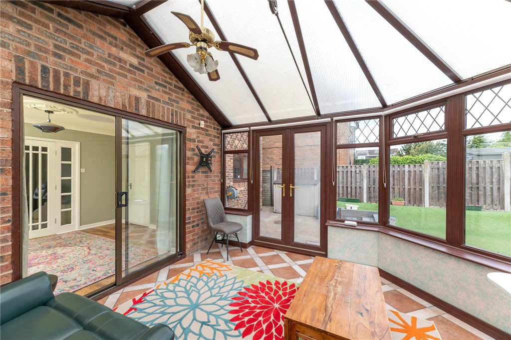 Paddock Drive, Drighlington, Bradford, West Yorkshire, BD11, photo 10