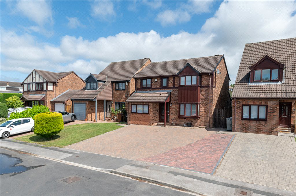 Paddock Drive, Drighlington, Bradford, West Yorkshire, BD11, photo 43