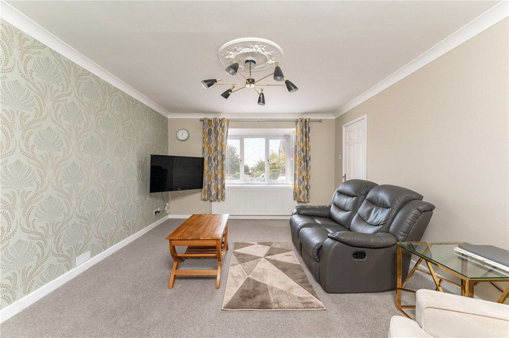 Paddock Drive, Drighlington, Bradford, West Yorkshire, BD11, photo 4