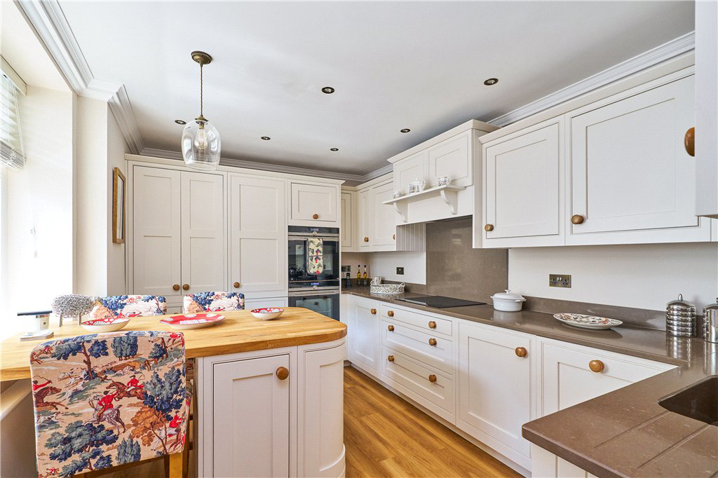 Brodrick Drive, Ilkley, West Yorkshire, LS29, photo 4