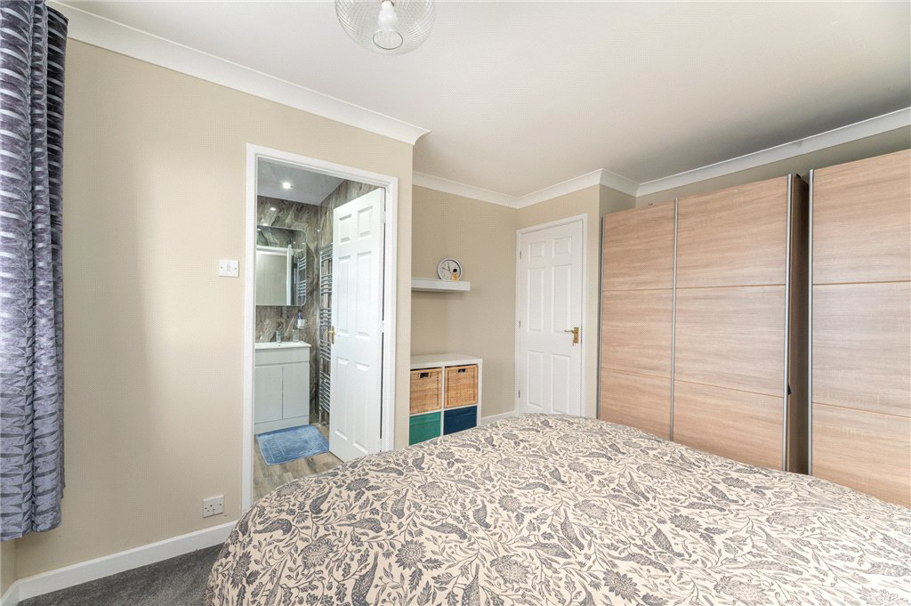 Paddock Drive, Drighlington, Bradford, West Yorkshire, BD11, photo 17