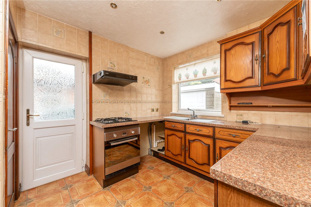 West Farm Avenue, Leeds, West Yorkshire, LS10, photo 7