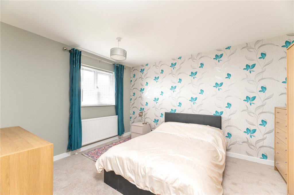 Paddock Drive, Drighlington, Bradford, West Yorkshire, BD11, photo 20