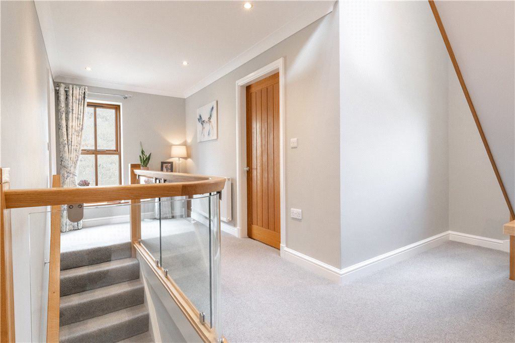 Ingfield Lane, Settle, North Yorkshire, BD24, photo 6