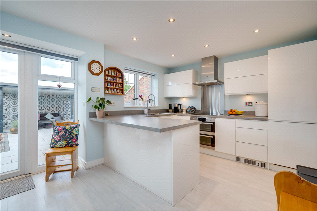 Pentagon Way, Wetherby, West Yorkshire, LS22, photo 2