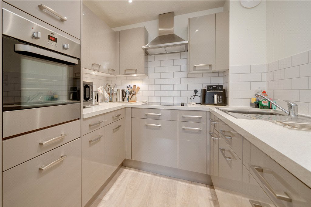 York Road, Wetherby, West Yorkshire, LS22, photo 3