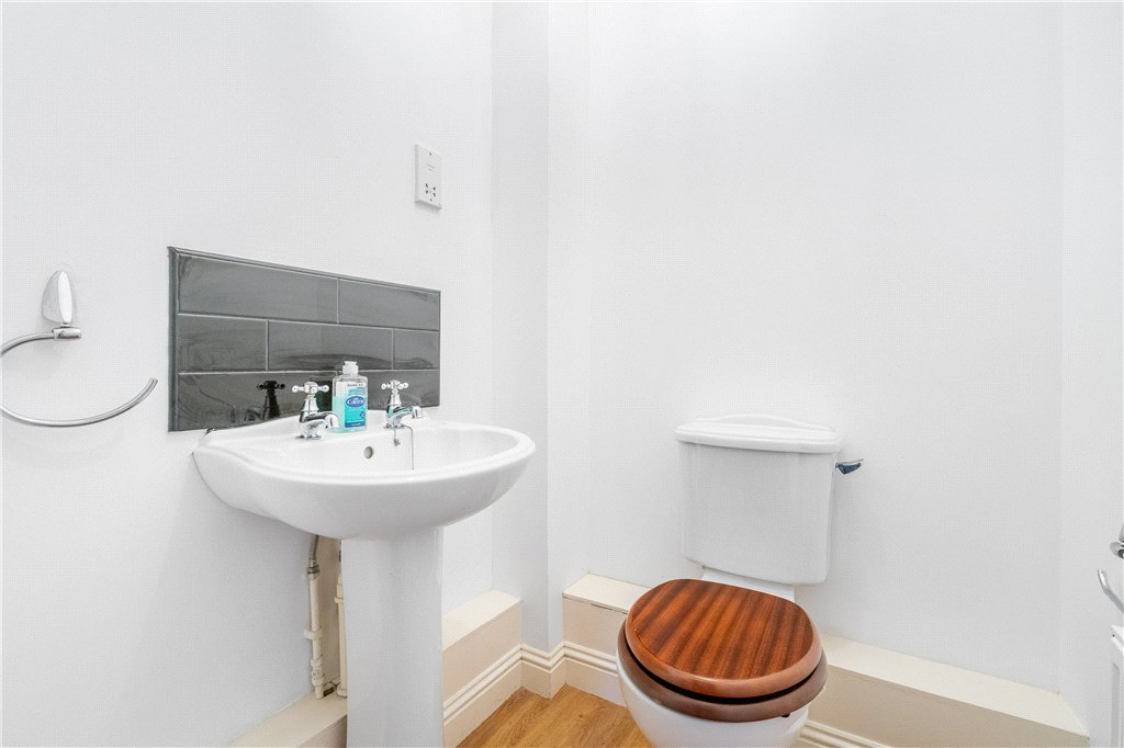 Crossbeck Road, Ilkley, West Yorkshire, LS29, photo 15
