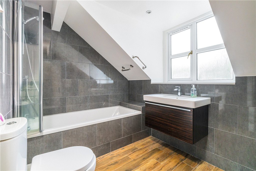 Crossbeck Road, Ilkley, West Yorkshire, LS29, photo 3